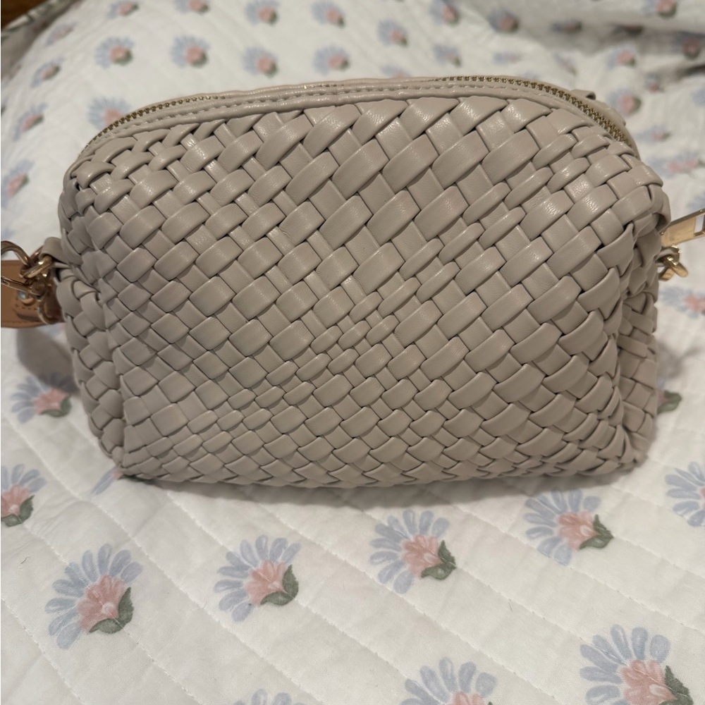 Shiraleah Woven Cream Crossbody Bag leather